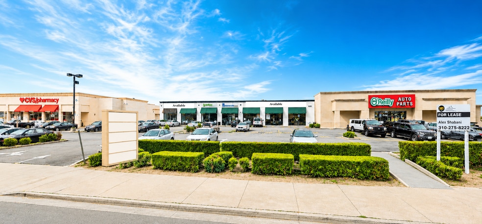 3737-3741 S Crenshaw Blvd, Los Angeles, CA for lease - Building Photo - Image 2 of 6