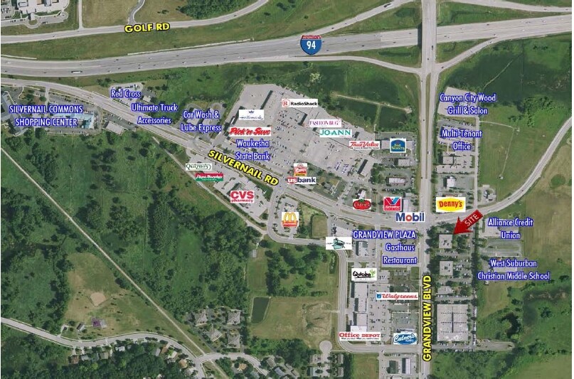 2727 N Grandview Blvd, Waukesha, WI à louer - Aérien - Image 2 de 16