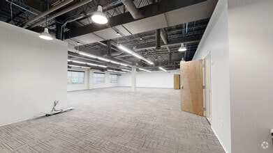 6677-6683 Delmar Blvd, University City, MO à louer Numérisation 3D de Matterport- Image 1 de 23