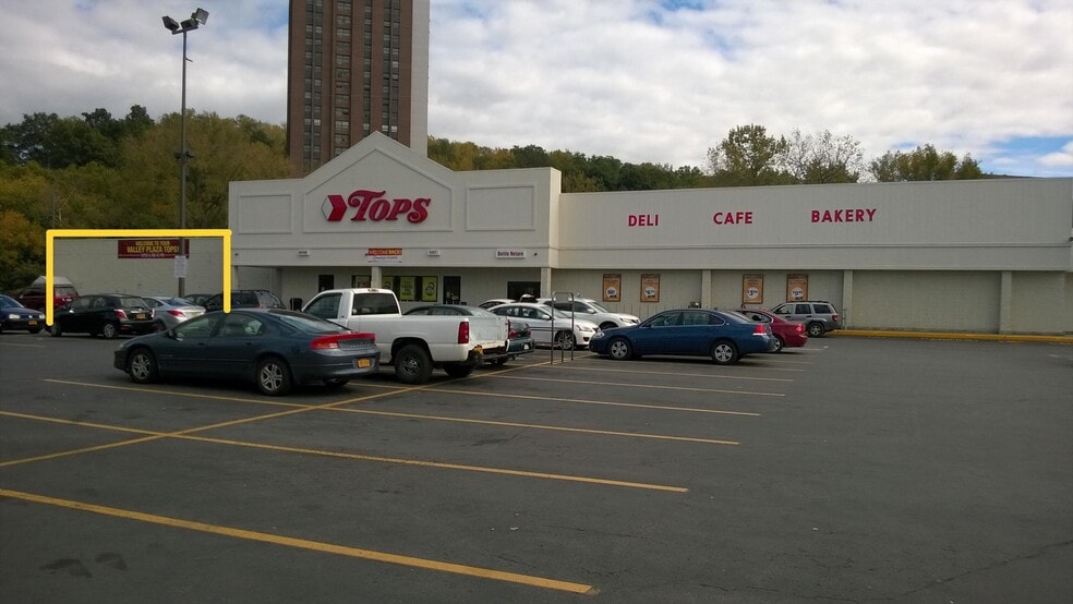 4141 S Salina St, Syracuse, NY for lease - Building Photo - Image 3 of 6