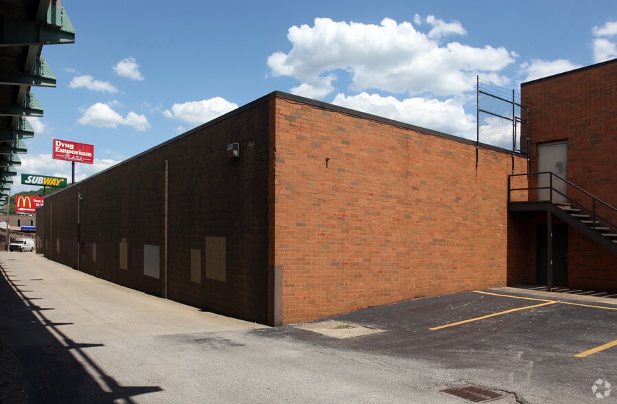 1601-1617 Kanawha Blvd W, Charleston, WV for lease - Building Photo - Image 3 of 4
