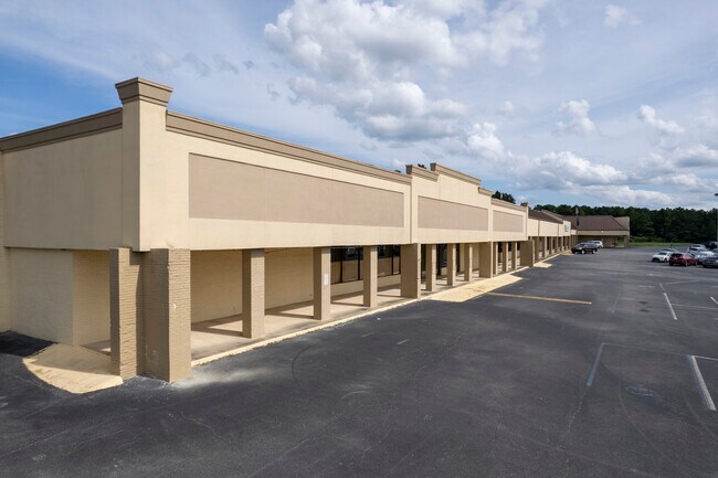 Plus de détails pour 2337-2375 1st St NE, Center Point, AL - Commerce de détail à louer