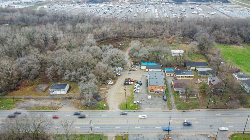 2501 S High St, Columbus, OH à vendre - Photo du bâtiment - Image 2 de 11