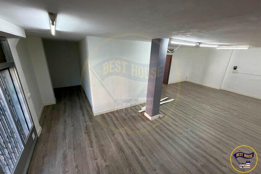 Immeuble residentiel dans Cuenca, Cuenca à vendre - Photo du bâtiment - Image 2 de 2