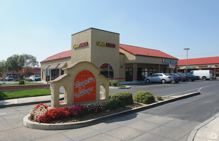 10901-10995 Magnolia Ave, Riverside, CA for lease - Primary Photo - Image 1 of 3