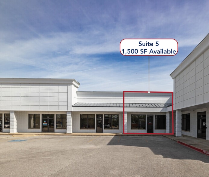 1007 SW A St, Bentonville, AR à louer - Photo du bâtiment - Image 2 de 4