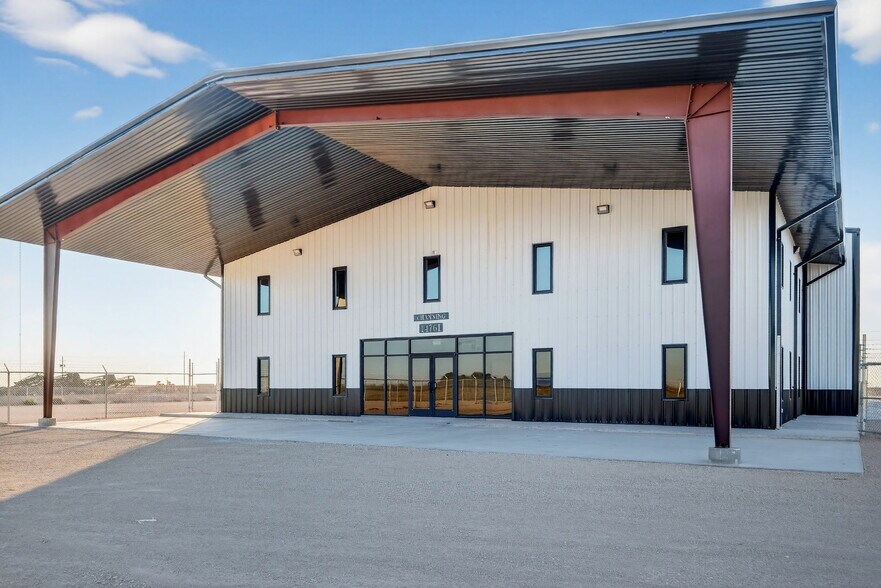 14761 W I-20, Odessa, TX à vendre - Photo du bâtiment - Image 3 de 70