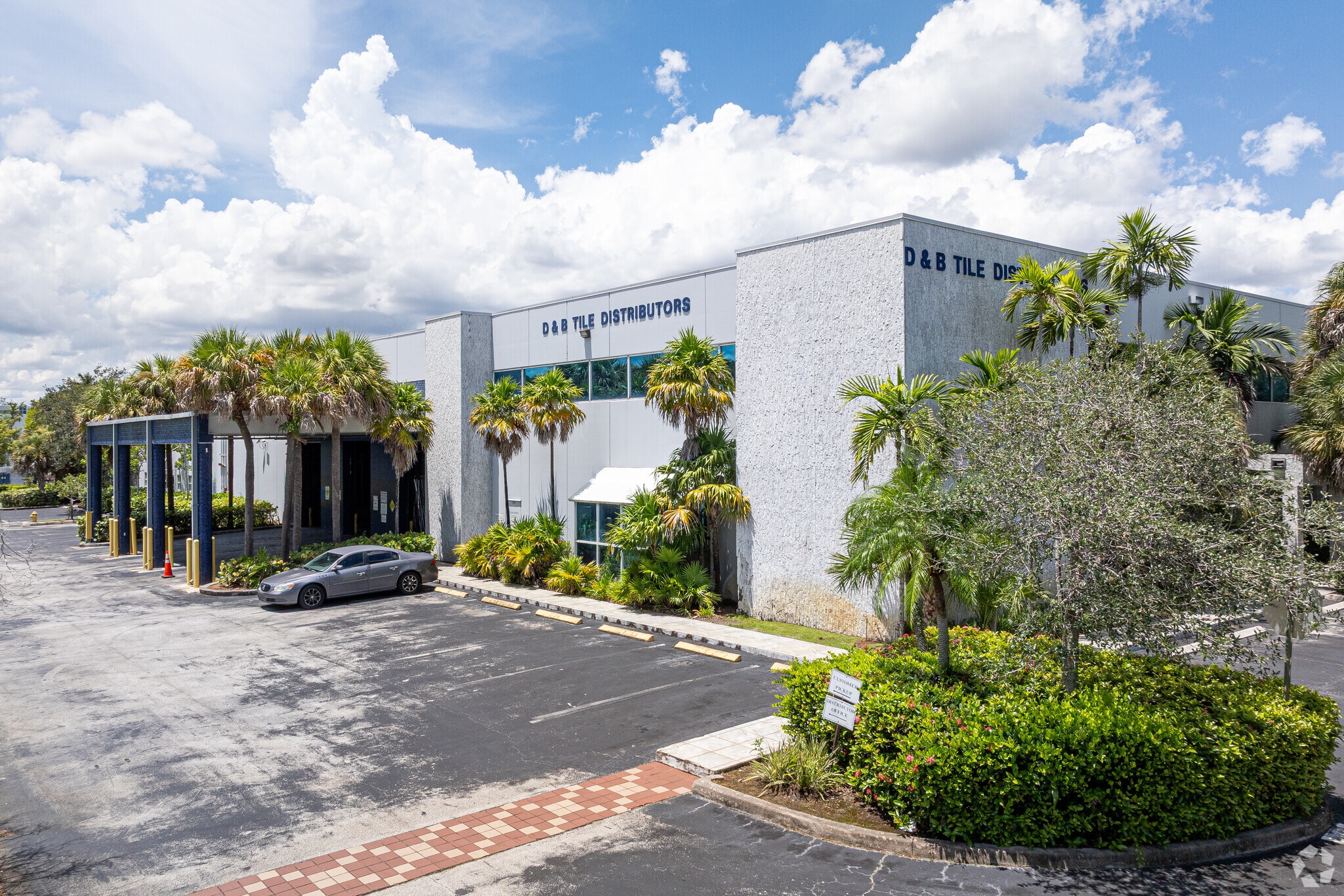 14200 NW 4th St, Sunrise, FL for lease Primary Photo- Image 1 of 6