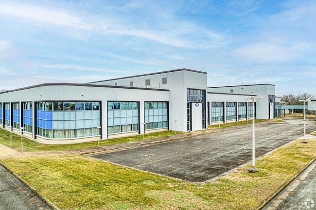 More details for 5000 Northfield Ln, Spring Hill, TN - Specialty for Sale