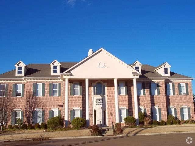 574 Greentree Cv, Collierville, TN for lease - Building Photo - Image 3 of 8