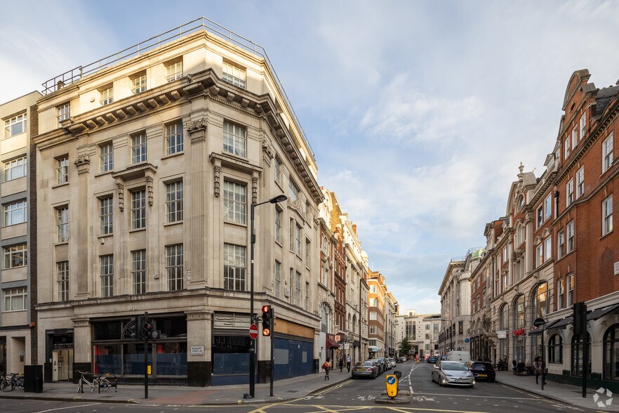 57 Margaret St, Londres à louer - Photo du bâtiment - Image 3 de 9