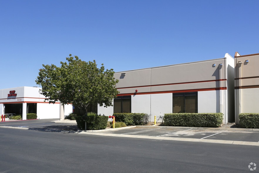42202 Sarah Way, Temecula, CA for lease - Building Photo - Image 3 of 6