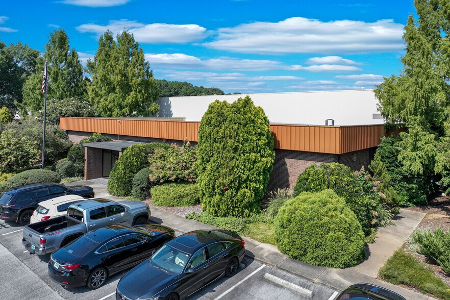 2375 Murphy Blvd, Gainesville, GA à vendre - Photo du bâtiment - Image 3 de 20