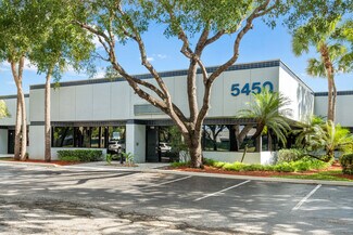 Plus de détails pour 5440 NW 33rd Ave, Fort Lauderdale, FL - Bureau, Local d'activités à louer