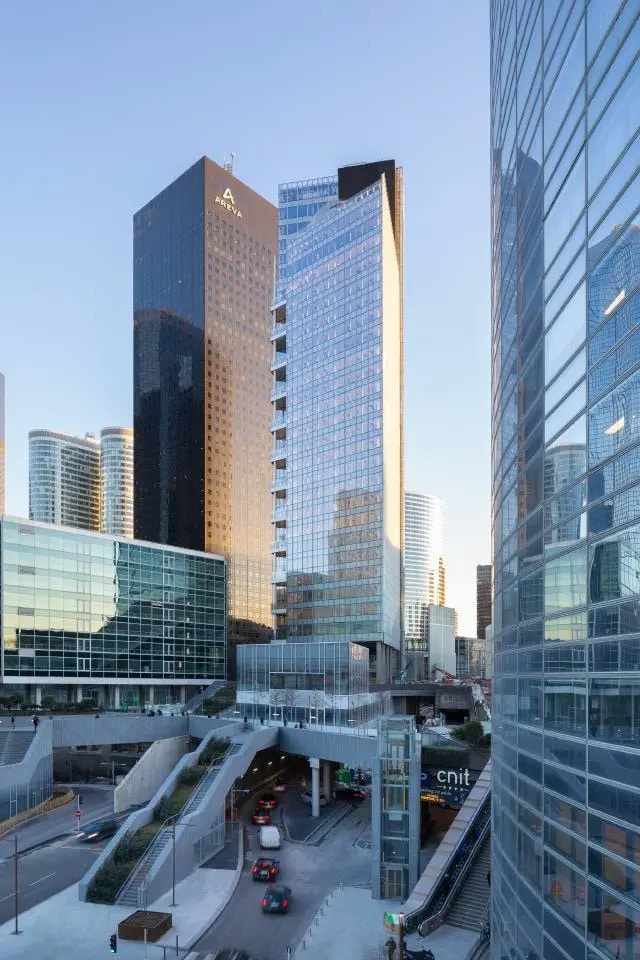 4 Avenue De La Division Leclerc, Courbevoie for lease Building Photo- Image 1 of 31