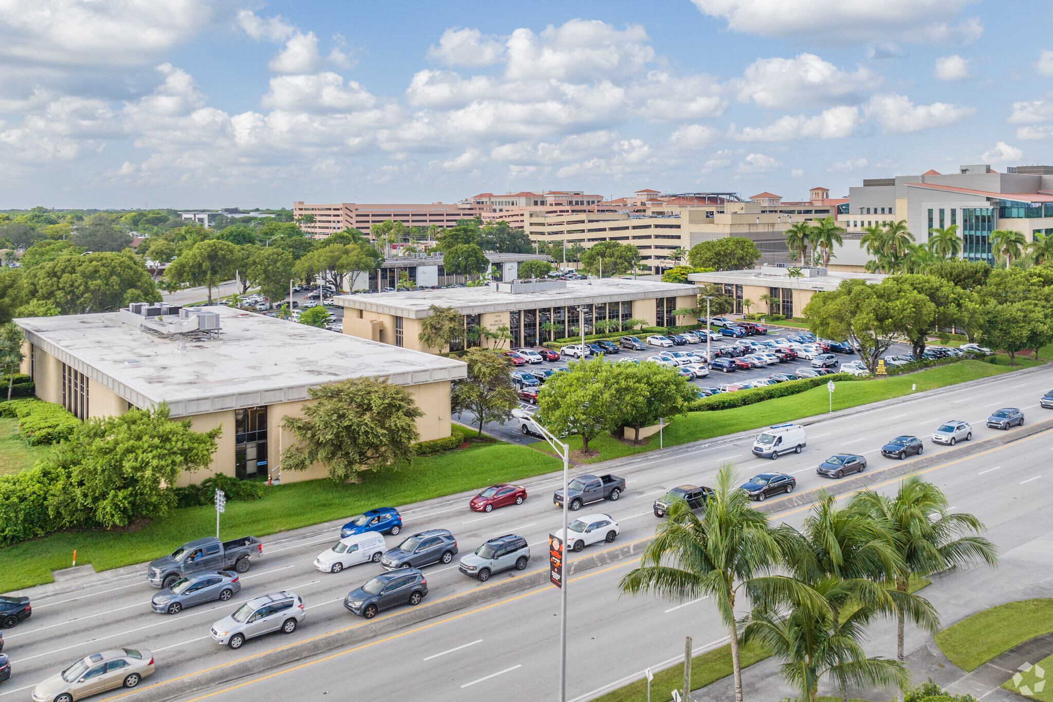 8700 N Kendall Dr, Miami, FL for lease Building Photo- Image 1 of 11