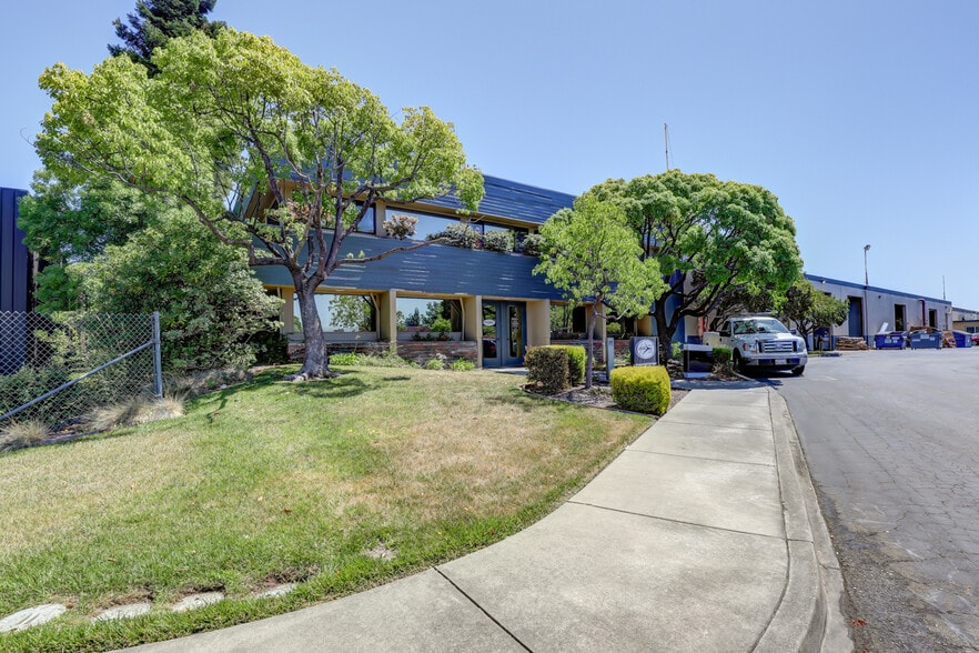 5620 State Farm Dr, Rohnert Park, CA for sale - Building Photo - Image 1 of 1