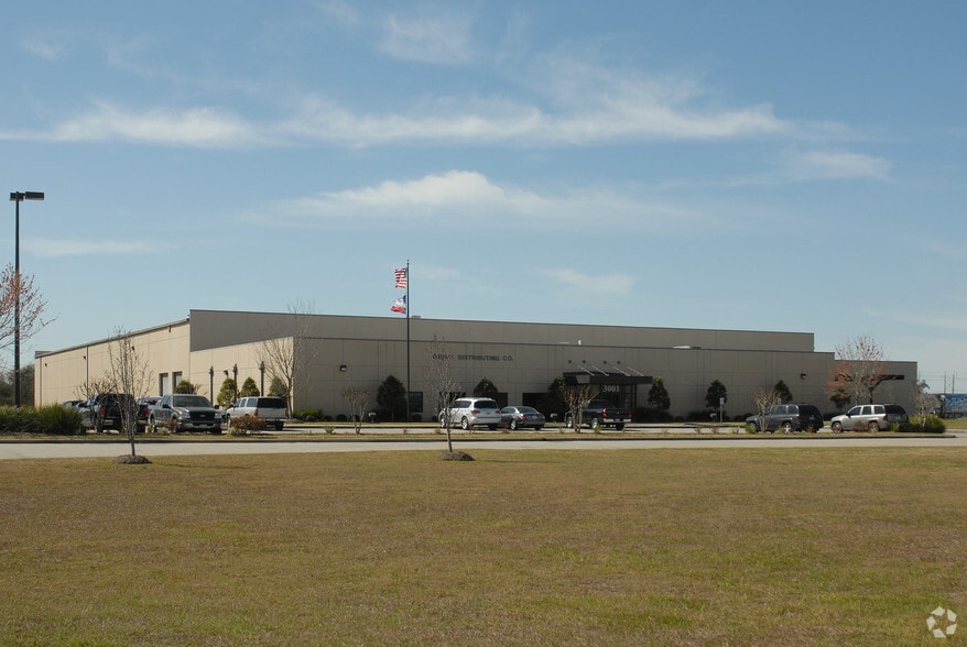 3001 Gulf Fwy, La Marque, TX for sale - Building Photo - Image 2 of 2