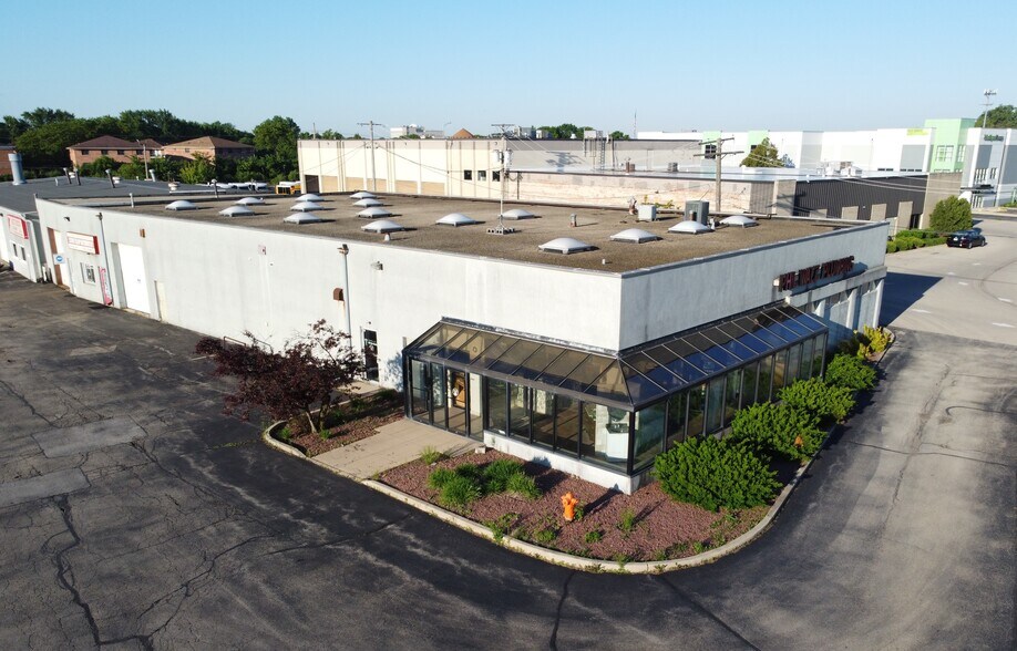 1340 W Ogden Ave, Naperville, IL à vendre - Photo du bâtiment - Image 2 de 7