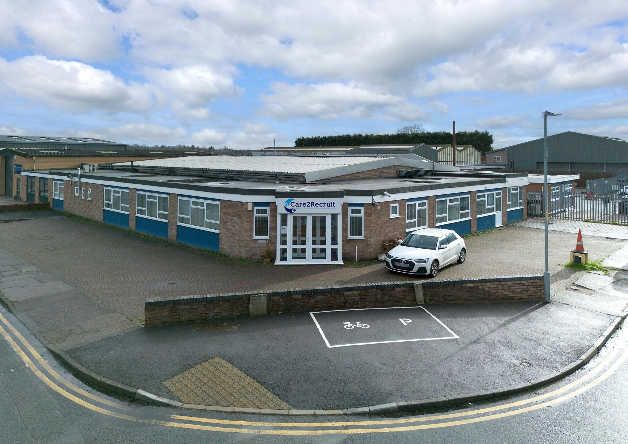 Weir Ln, Worcester for sale Building Photo- Image 1 of 14