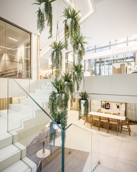146-148 Rue De Courcelles, Paris for lease - Interior Photo - Image 2 of 12