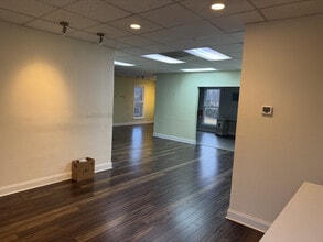 3867 Holcomb Bridge Rd, Peachtree Corners, GA for lease Interior Photo- Image 2 of 7