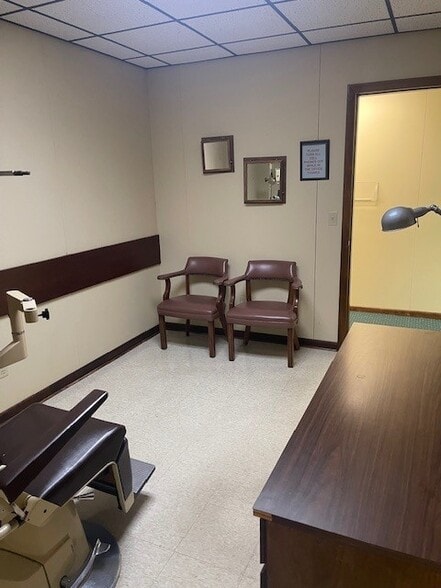 1035 N Houston Rd, Warner Robins, GA for lease - Lobby - Image 2 of 5