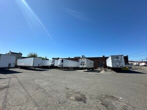 16-26 Esther St, Newark, NJ for lease Building Photo- Image 1 of 16