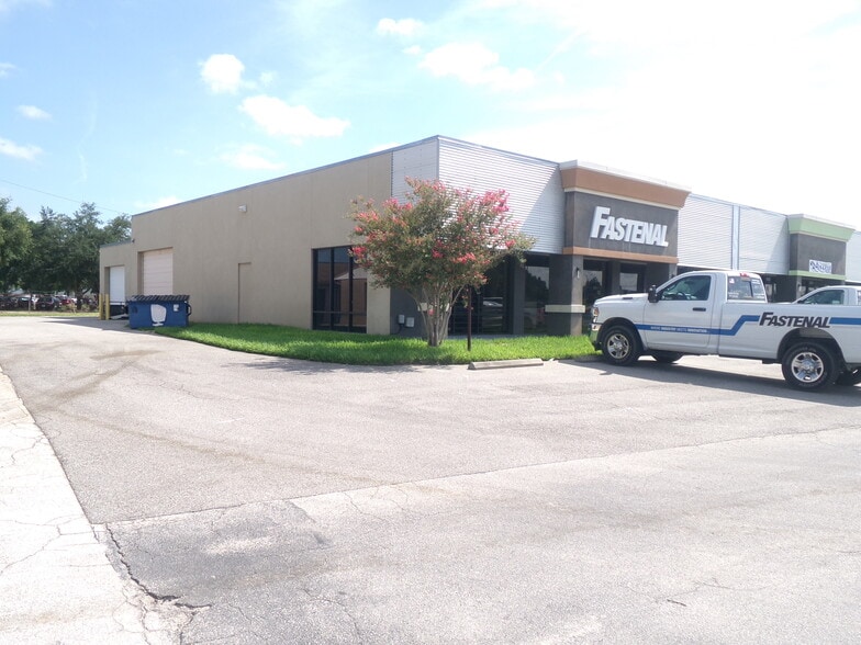 904-910 Magnolia Ave, Auburndale, FL for lease - Building Photo - Image 2 of 11