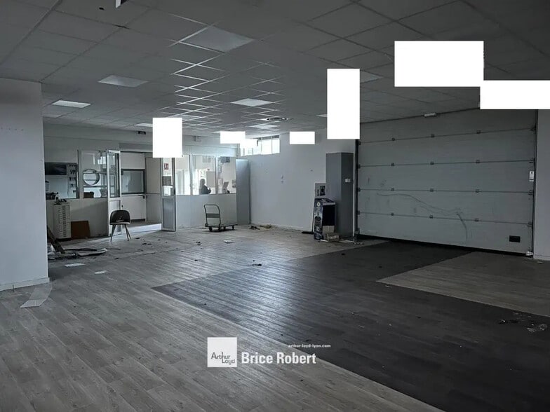 21 Rue Jean Jaurès, Meyzieu à louer - Photo intérieure - Image 2 de 4