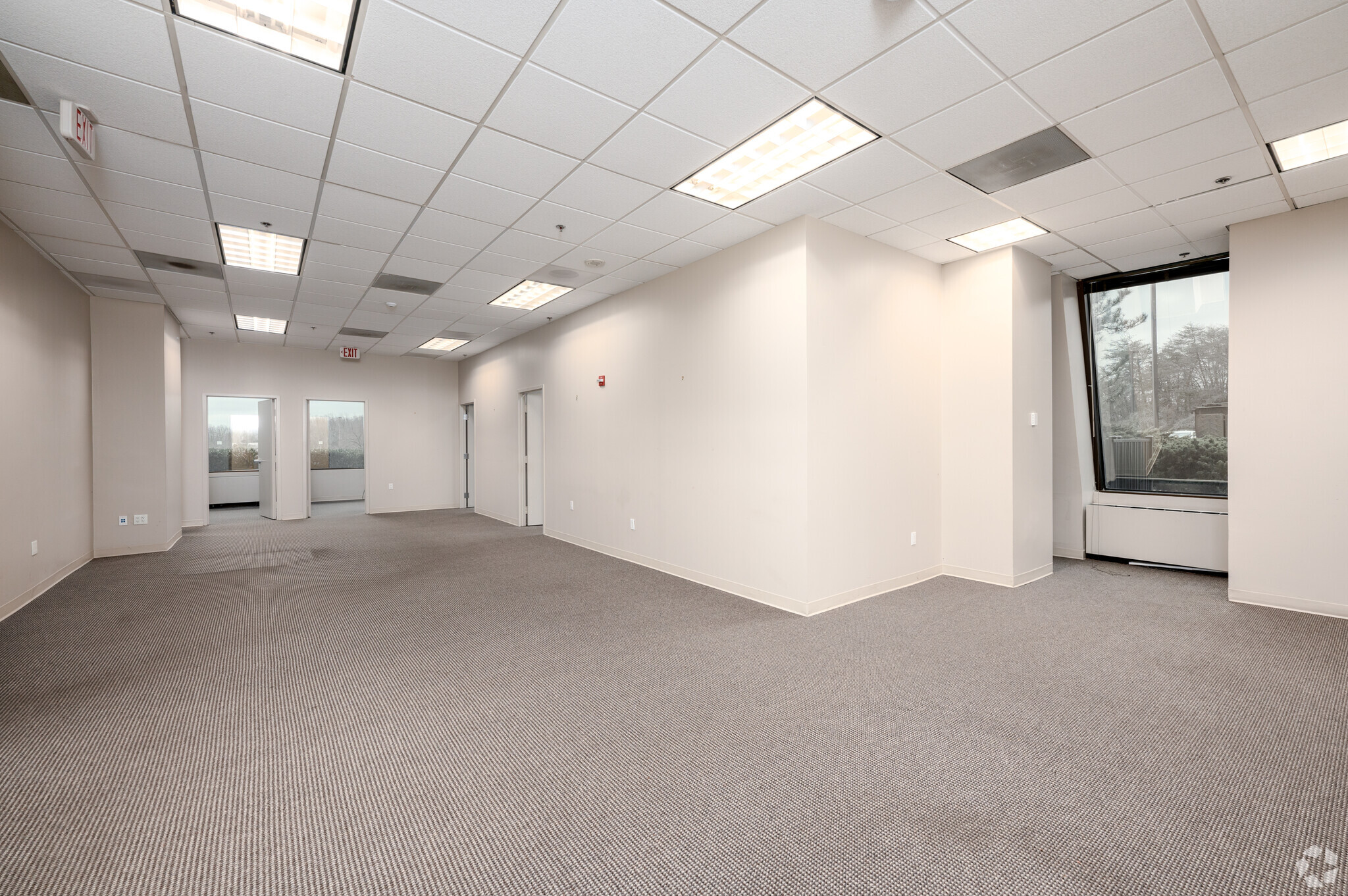 7500 Greenway Center Dr, Greenbelt, MD for lease Interior Photo- Image 1 of 9