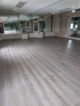 544-546 Bloomfield Ave, Verona, NJ for lease Interior Photo- Image 1 of 2