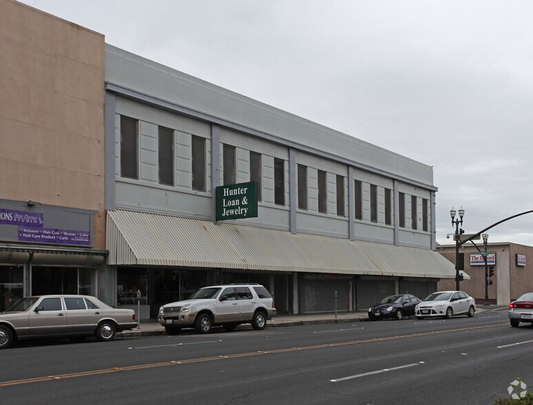 34 S California St, Stockton, CA à vendre - Photo du bâtiment - Image 2 de 13