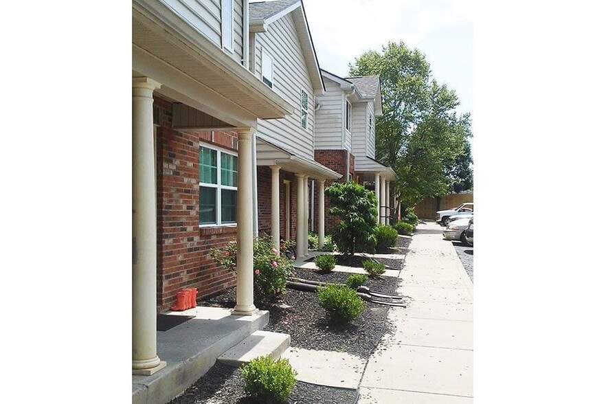 108 N Central Ave, Nicholasville, KY for sale - Building Photo - Image 2 of 10