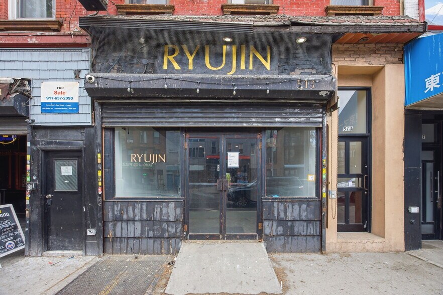 513 Grand St, Brooklyn, NY à louer - Photo du bâtiment - Image 2 de 14