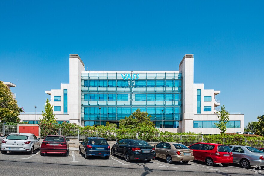 Avenida de Europa, 1A, Alcobendas, Madrid for lease - Building Photo - Image 2 of 5