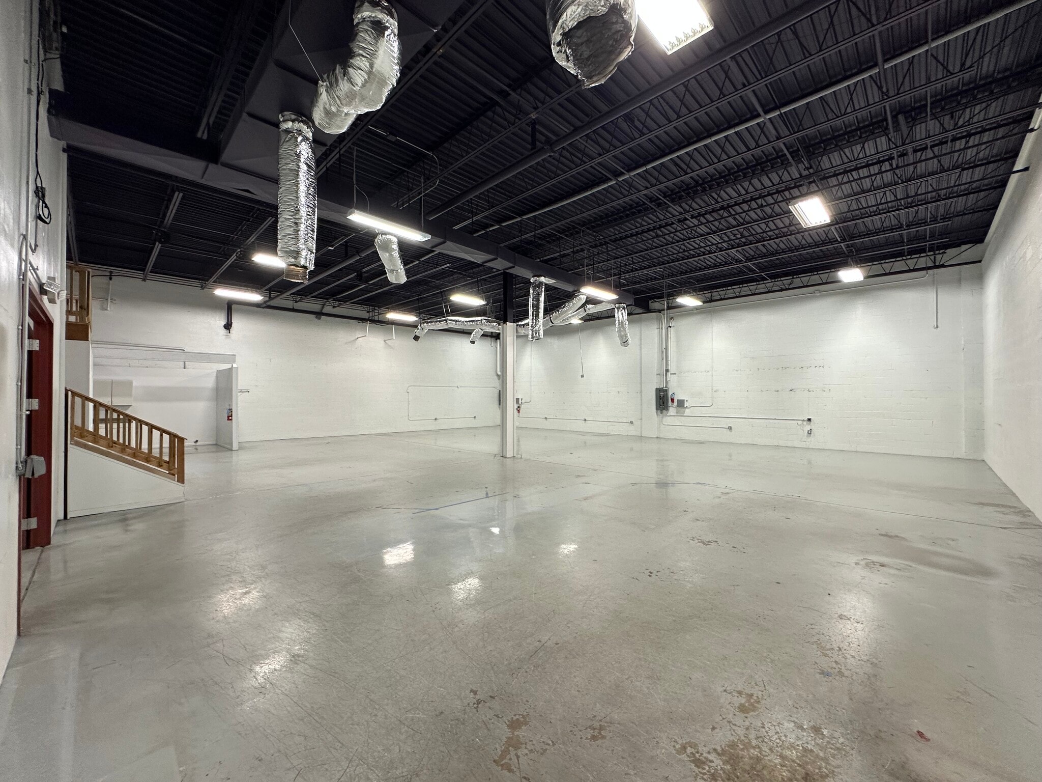 3907-3937 Wheeler Ave, Alexandria, VA for lease Interior Photo- Image 1 of 6