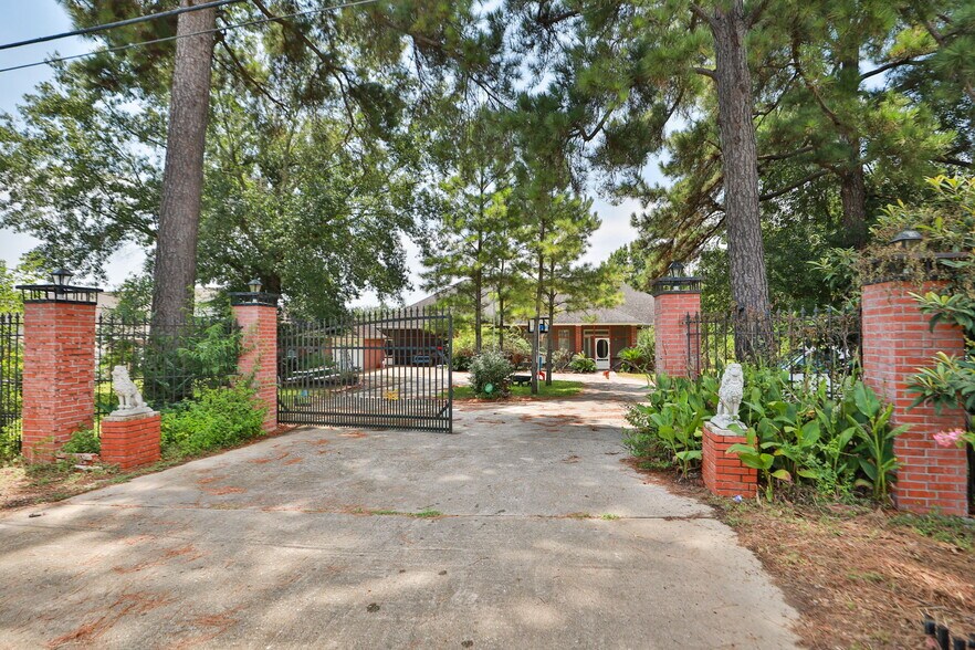 21719 Mueschke Rd, Tomball, TX à vendre - Photo du bâtiment - Image 3 de 42