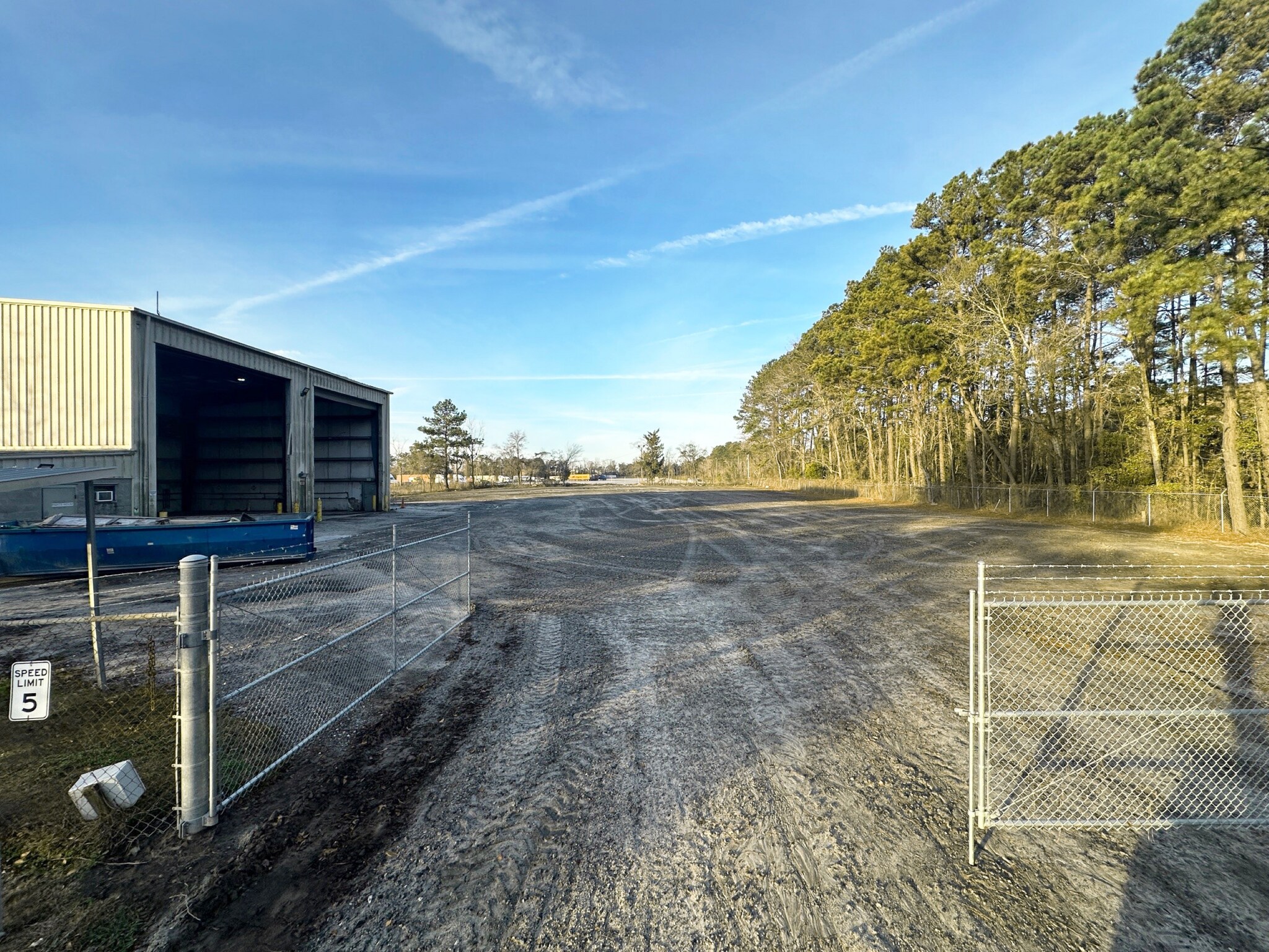 6062 Commerce Court, Garden City, GA for lease Primary Photo- Image 1 of 6