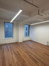 119-121 W 57th St, New York, NY à louer Photo intérieure- Image 1 de 4