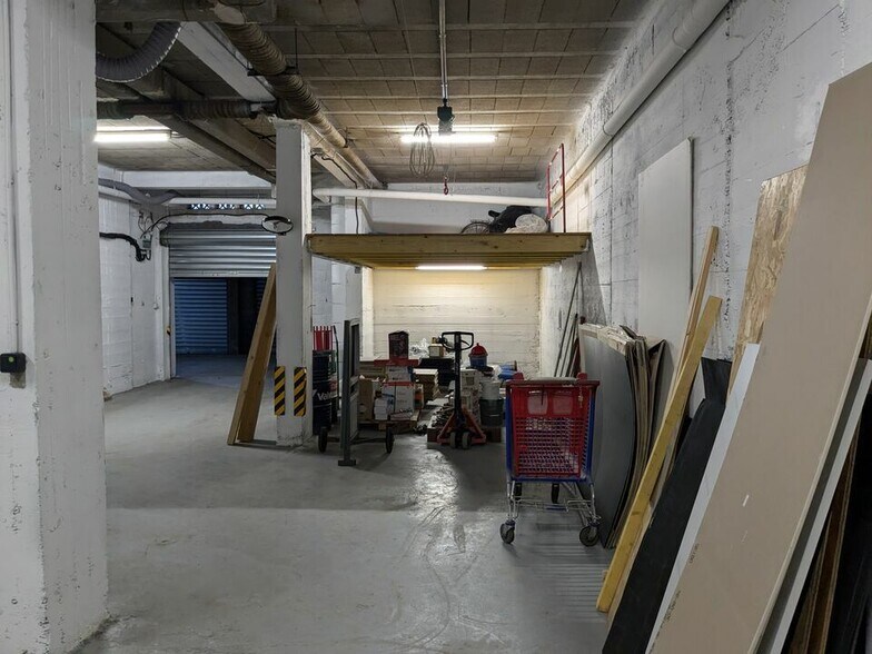173 Chemin De Sainte Marthe, Marseille for lease - Interior Photo - Image 2 of 9