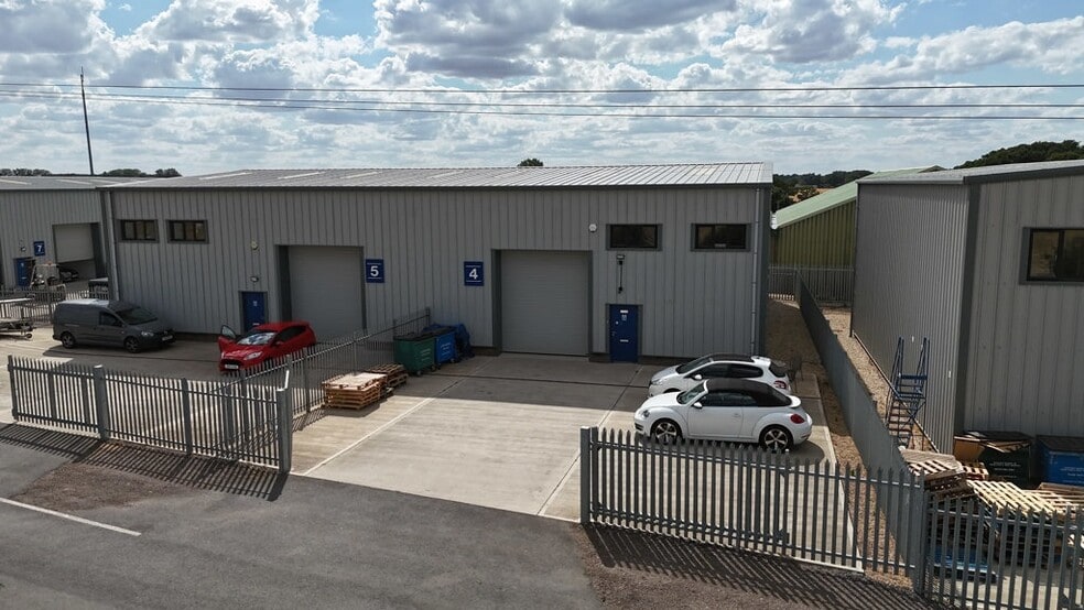 The Cmn, South Creake for lease - Primary Photo - Image 1 of 1