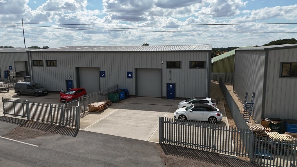 The Cmn, South Creake for lease Primary Photo- Image 1 of 2