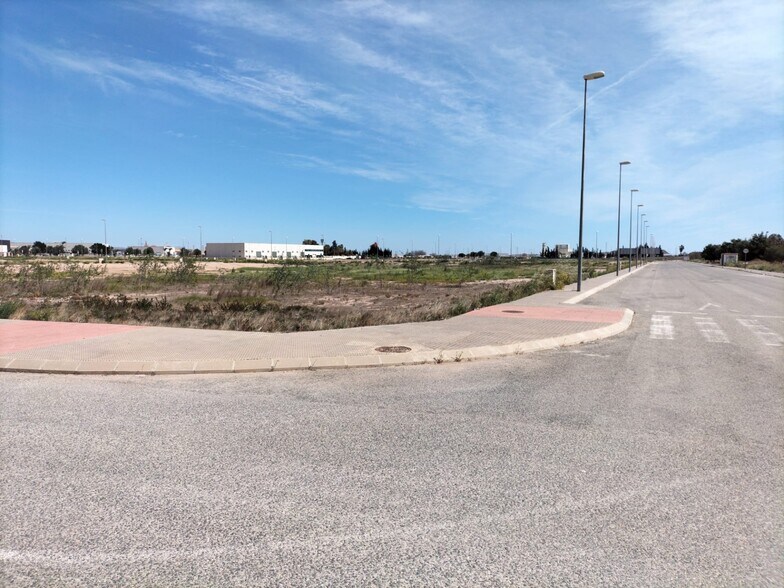 Industrial in Cox for sale - Building Photo - Image 1 of 2