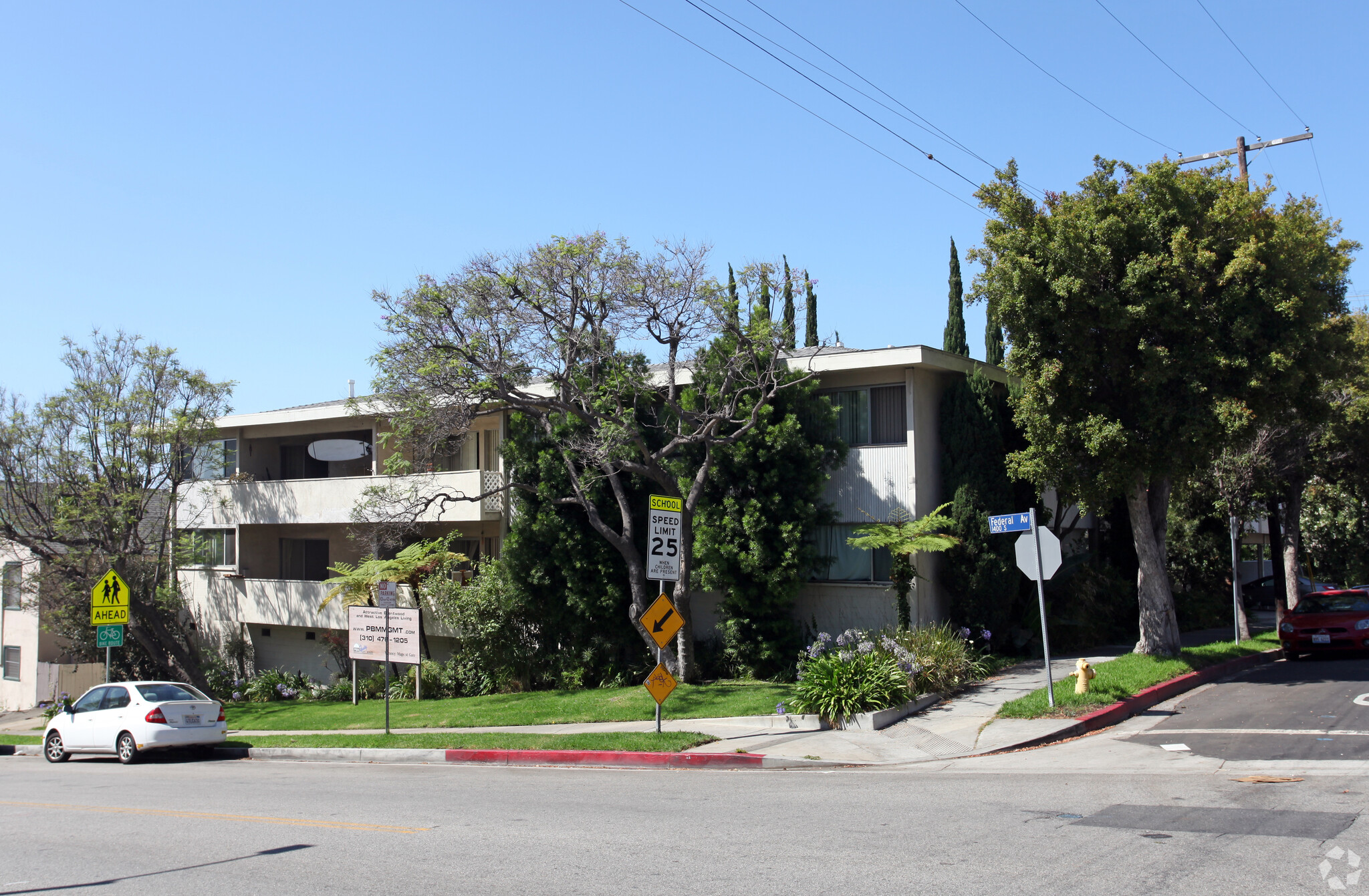 11600 Rochester Ave, Los Angeles, CA à vendre Photo du bâtiment- Image 1 de 1