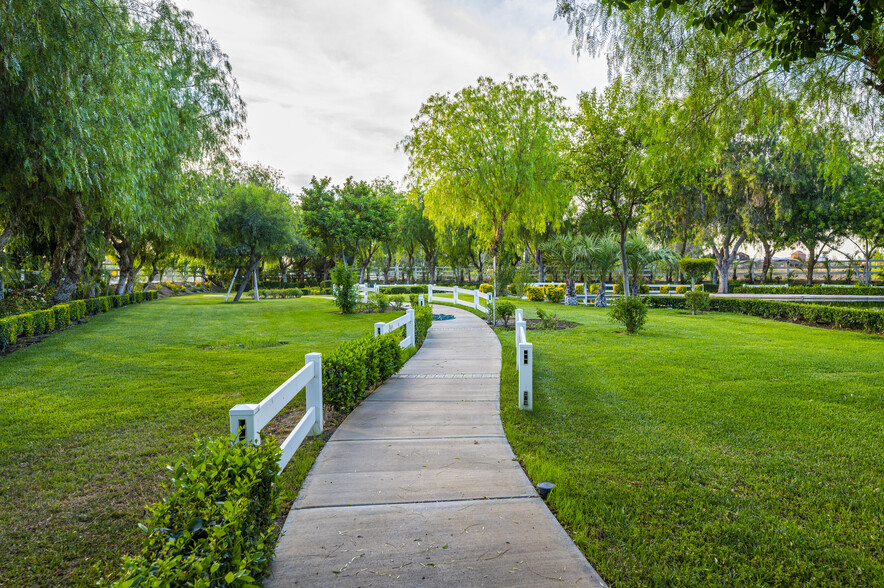 25590 Washington Ave, Murrieta, CA for sale - Building Photo - Image 3 of 100