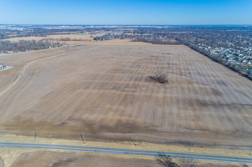 6900 Mooresville, Indianapolis, IN à vendre - Aérien - Image 2 de 7