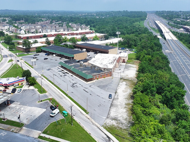 6412-6424 Frankford Ave, Baltimore, MD for lease - Building Photo - Image 3 of 7