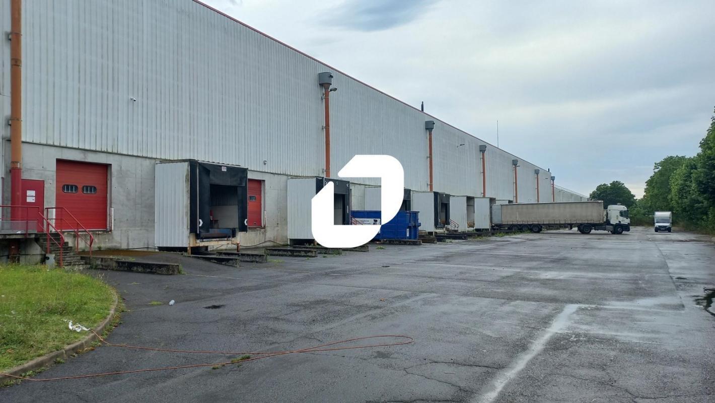 Industrial in SAINT-OUEN-L'AUMONE for lease Building Photo- Image 1 of 12