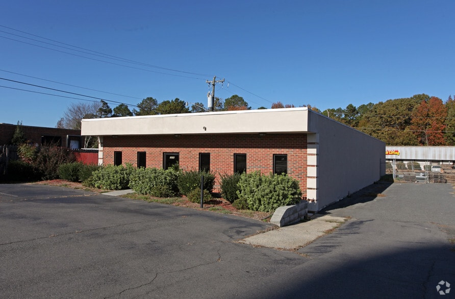 1016 Waxhaw Indian Trail Rd, Indian Trail, NC for lease - Primary Photo - Image 1 of 2